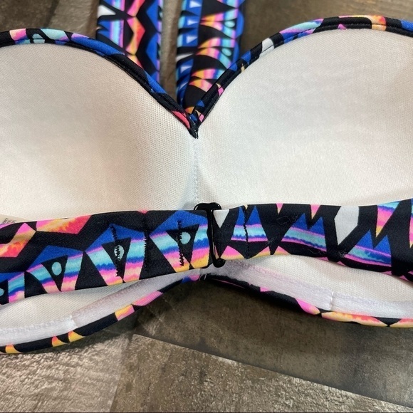 PINK VS Multicolored Bandeau Style Bikini Top XS - Picture 9 of 9